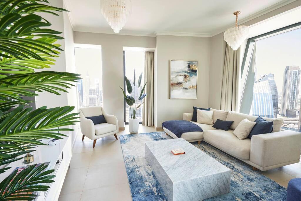 Larbi Breathtaking Burj And Fountain View Luxurious 2 Bed Apartment Dubai Luaran gambar