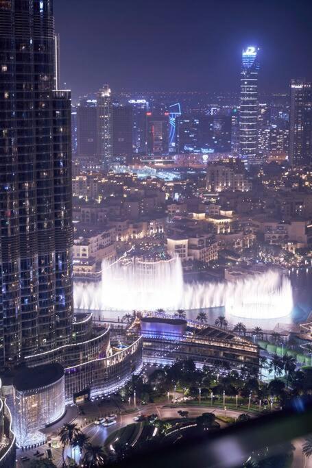 Larbi Breathtaking Burj And Fountain View Luxurious 2 Bed Apartment Dubai Luaran gambar